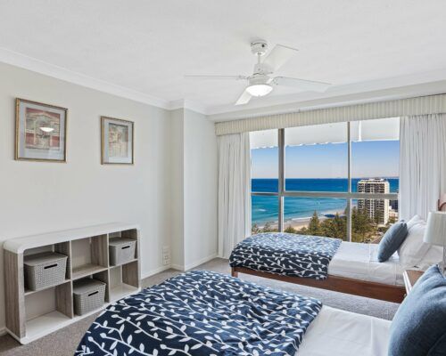 Gold-Coast-2-bedroom-ocean-view-apartments-room-77 (2)