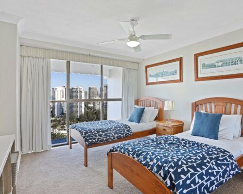 Gold-Coast-2-bedroom-ocean-view-apartments-room-77 (4)