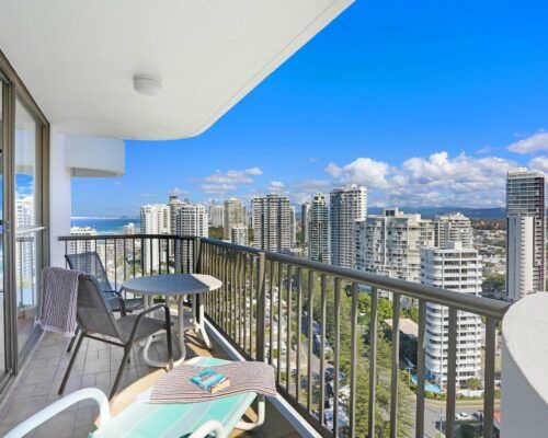 Gold-Coast-superior-1-bedroom-apartments-room-87 (3)