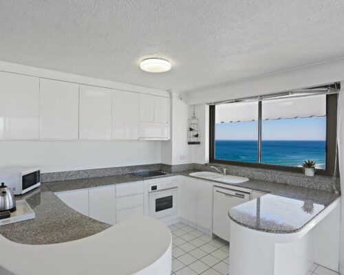 Gold-Coast-superior-1-bedroom-apartments-room-99 (3)