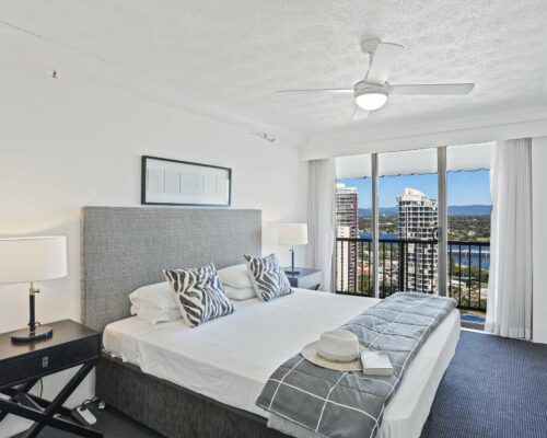 Gold-Coast-superior-1-bedroom-apartments-room-99 (6)