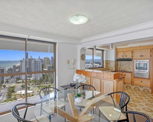 gold-coast-budget-2-bedroom-ocean-view-apartments-room-100 (4)