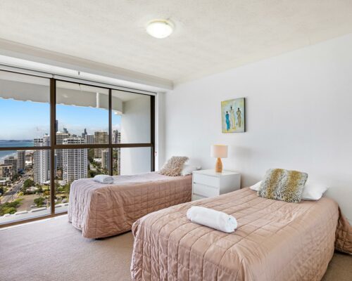 gold-coast-budget-2-bedroom-ocean-view-apartments-room-100 (8)